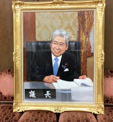 第３１代伊達忠一参議院議長油絵肖像画２０２１年制作