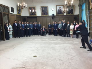 尾辻秀久参議院議長肖像画掲額式会場にて