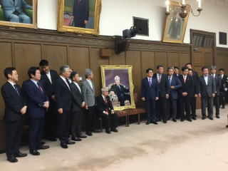 尾辻秀久参議院議長肖像画掲額式